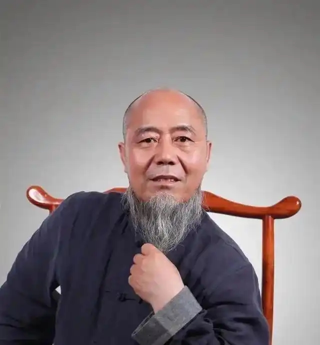 秦博画家，香港美术家协会副主席